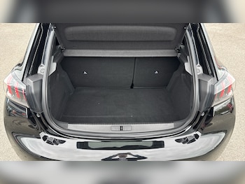 Used Peugeot 208 2023 for sale - 78109270: Photo