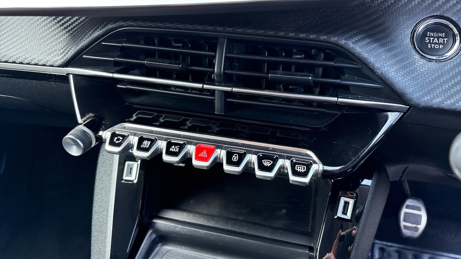 Used Peugeot 208 2023 for sale - 77803070: Photo 27