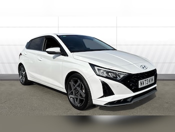 Used Hyundai i20 2023 for sale - 77930523: Photo