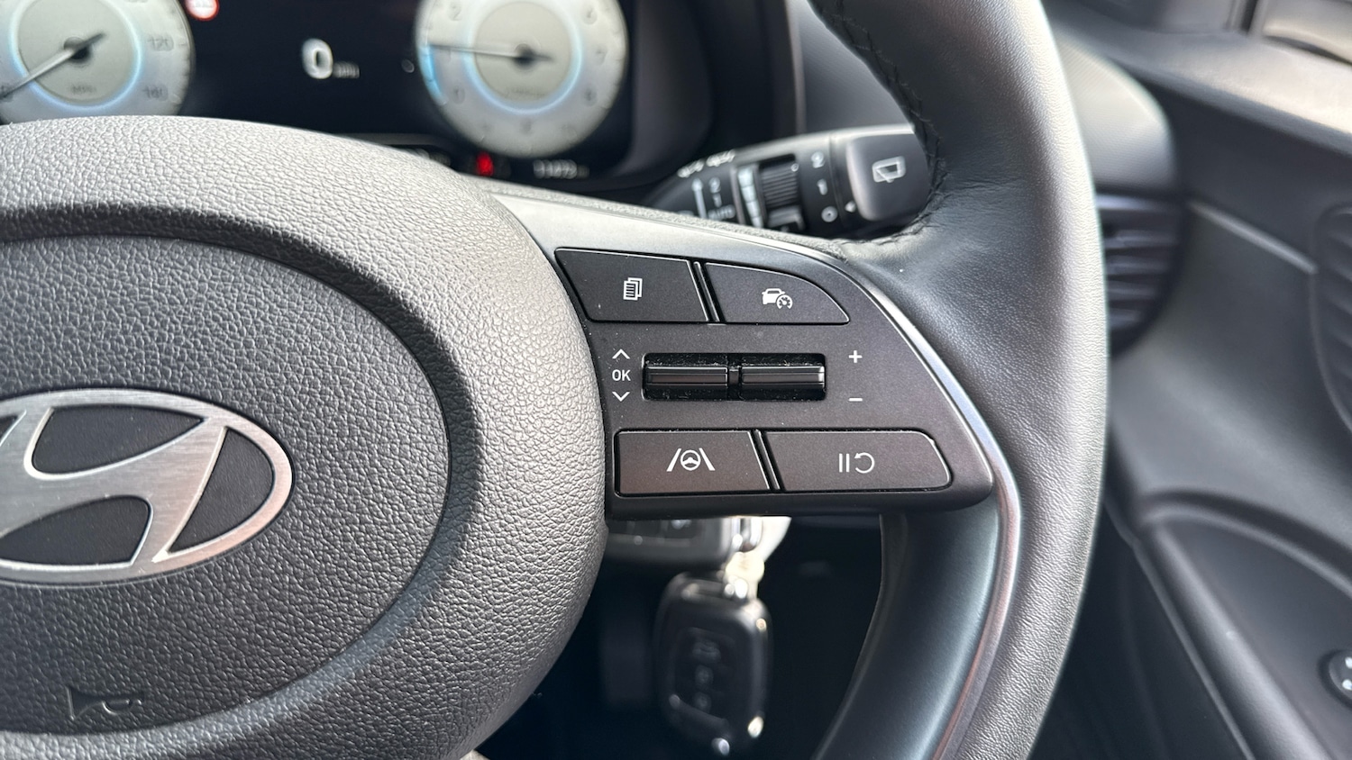 Used Hyundai i20 2023 for sale - 77930523: Photo 24