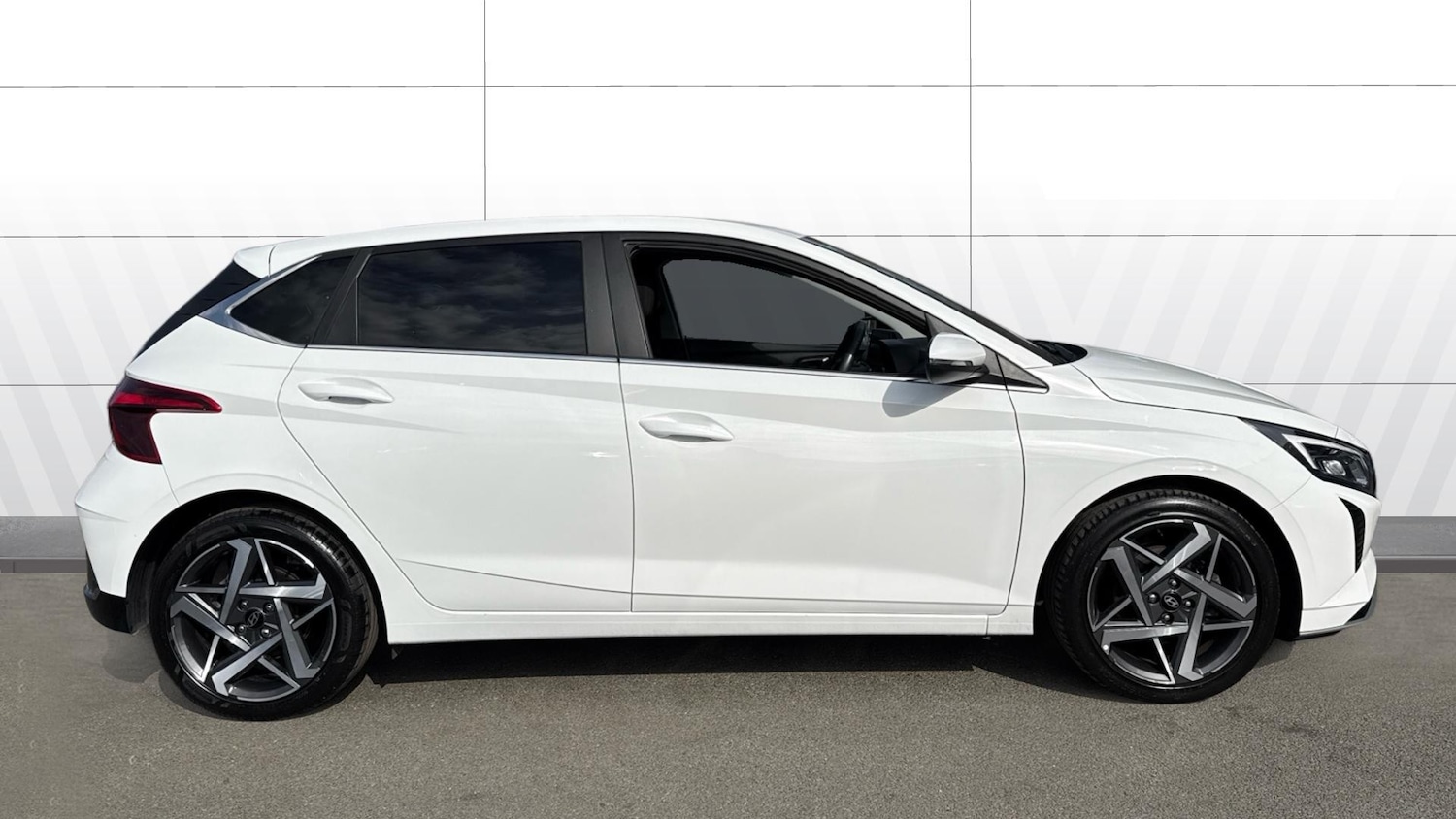 Used Hyundai i20 2023 for sale - 77930523: Photo 5