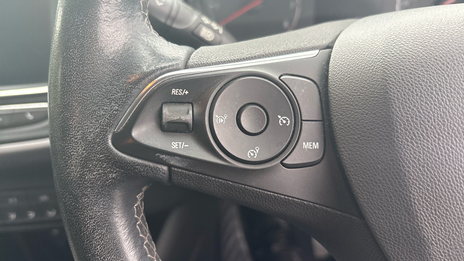 Used Vauxhall Crossland 2023 for sale - 76131164: Photo 23