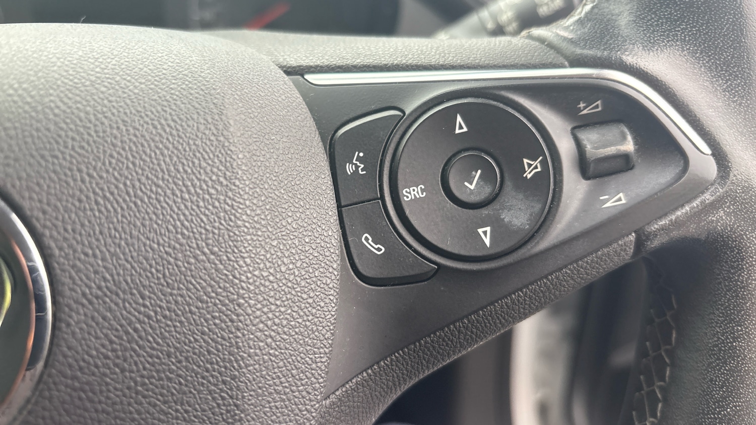 Used Vauxhall Crossland 2023 for sale - 76131164: Photo 24