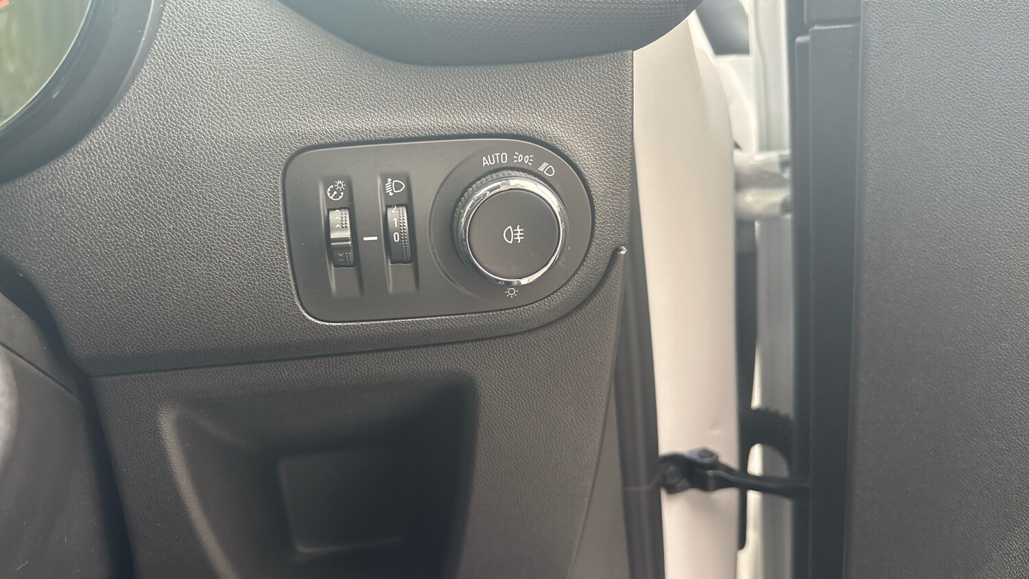 Used Vauxhall Crossland 2023 for sale - 76131164: Photo 28