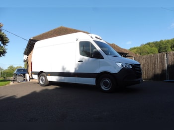 Mercedes-Benz - Sprinter