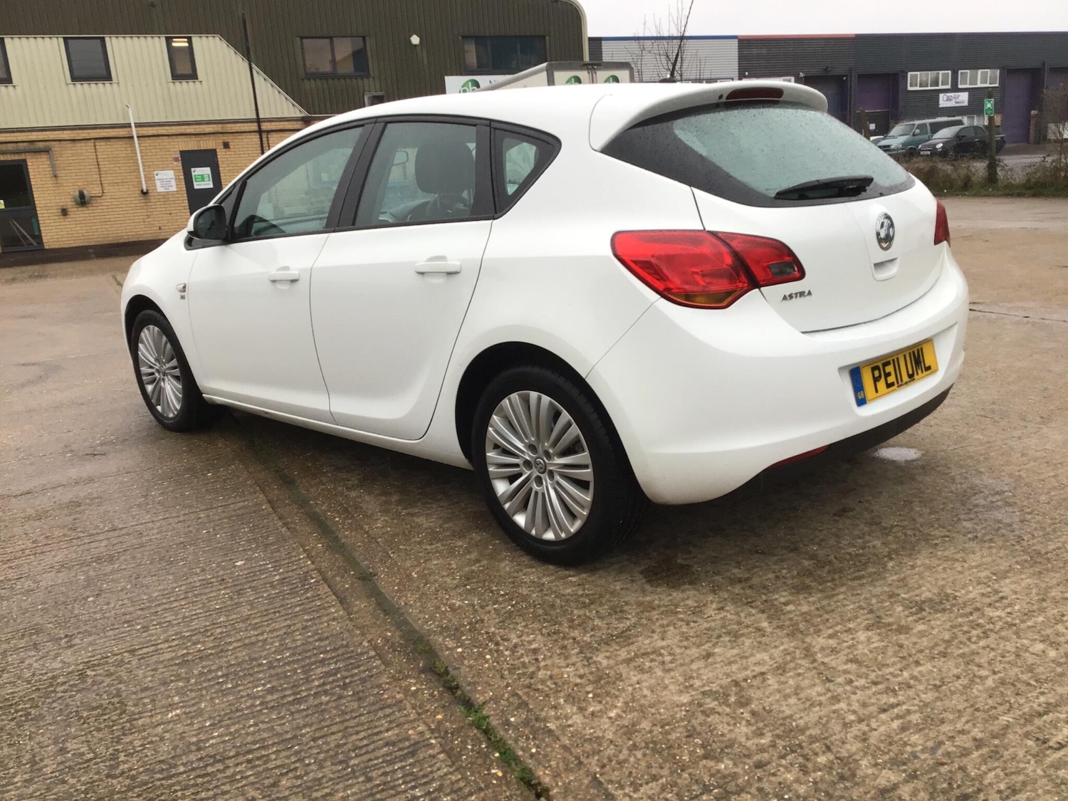 Used Vauxhall Astra 2011 for sale - 77892259: Photo 15