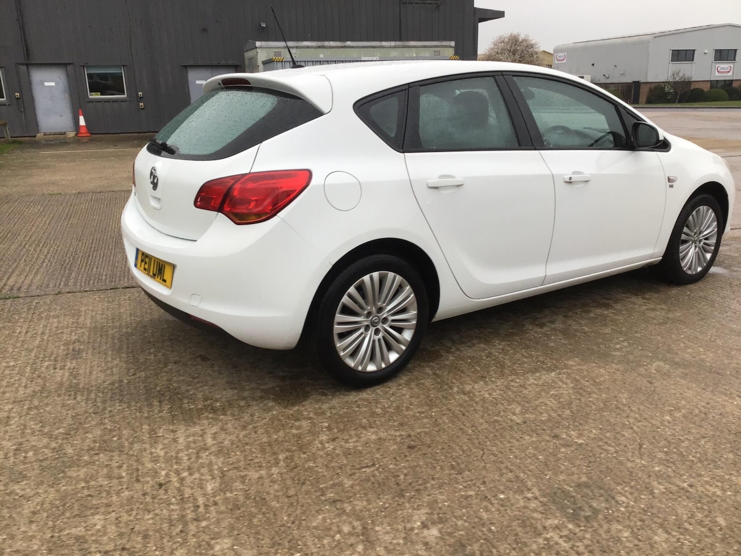 Used Vauxhall Astra 2011 for sale - 77892259: Photo 30