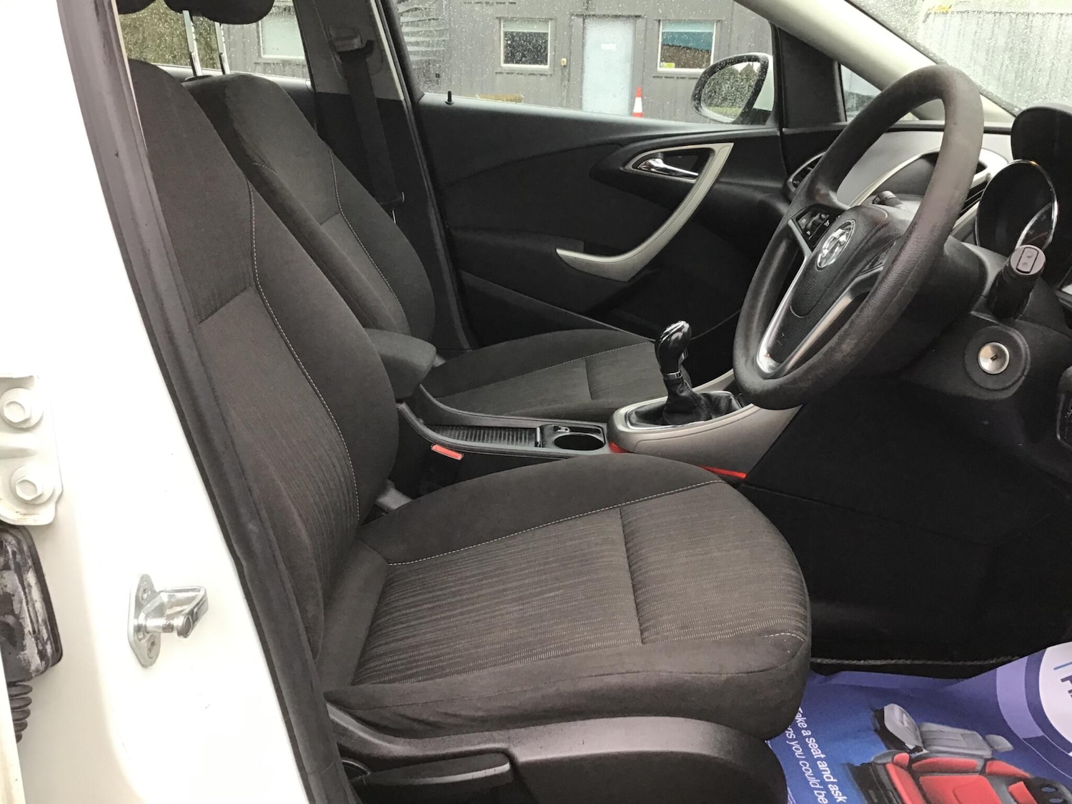 Used Vauxhall Astra 2011 for sale - 77892259: Photo 39