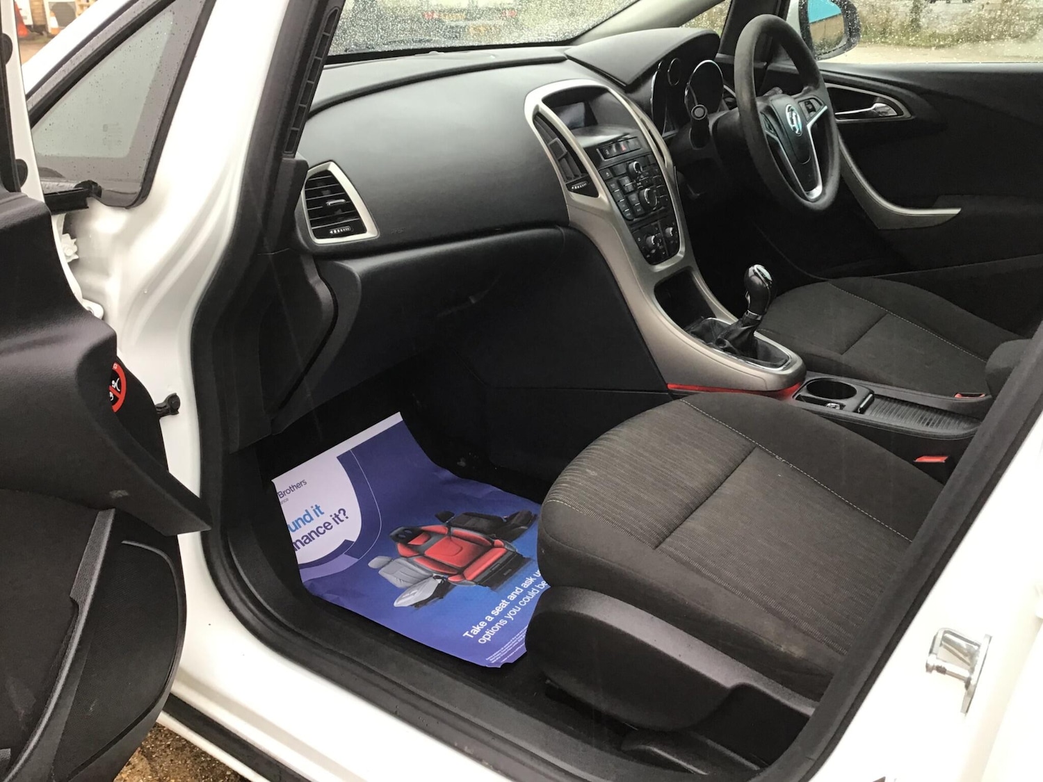 Used Vauxhall Astra 2011 for sale - 77892259: Photo 47