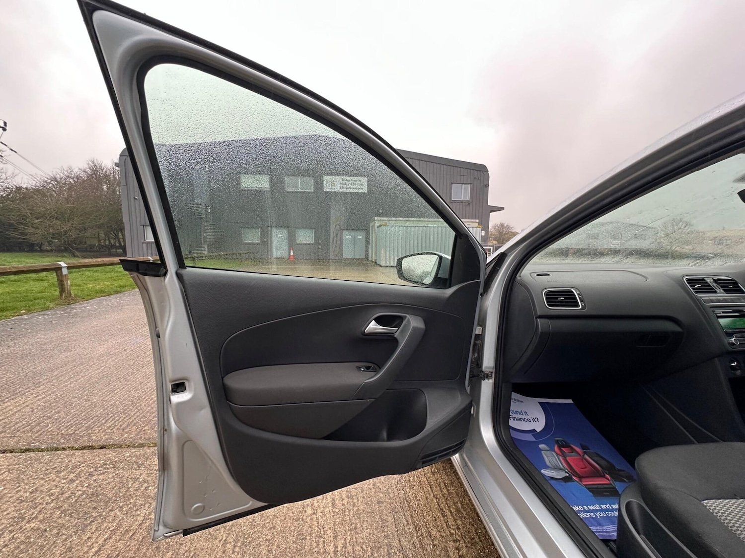 Used Volkswagen Polo 2013 for sale - 77612944: Photo 27