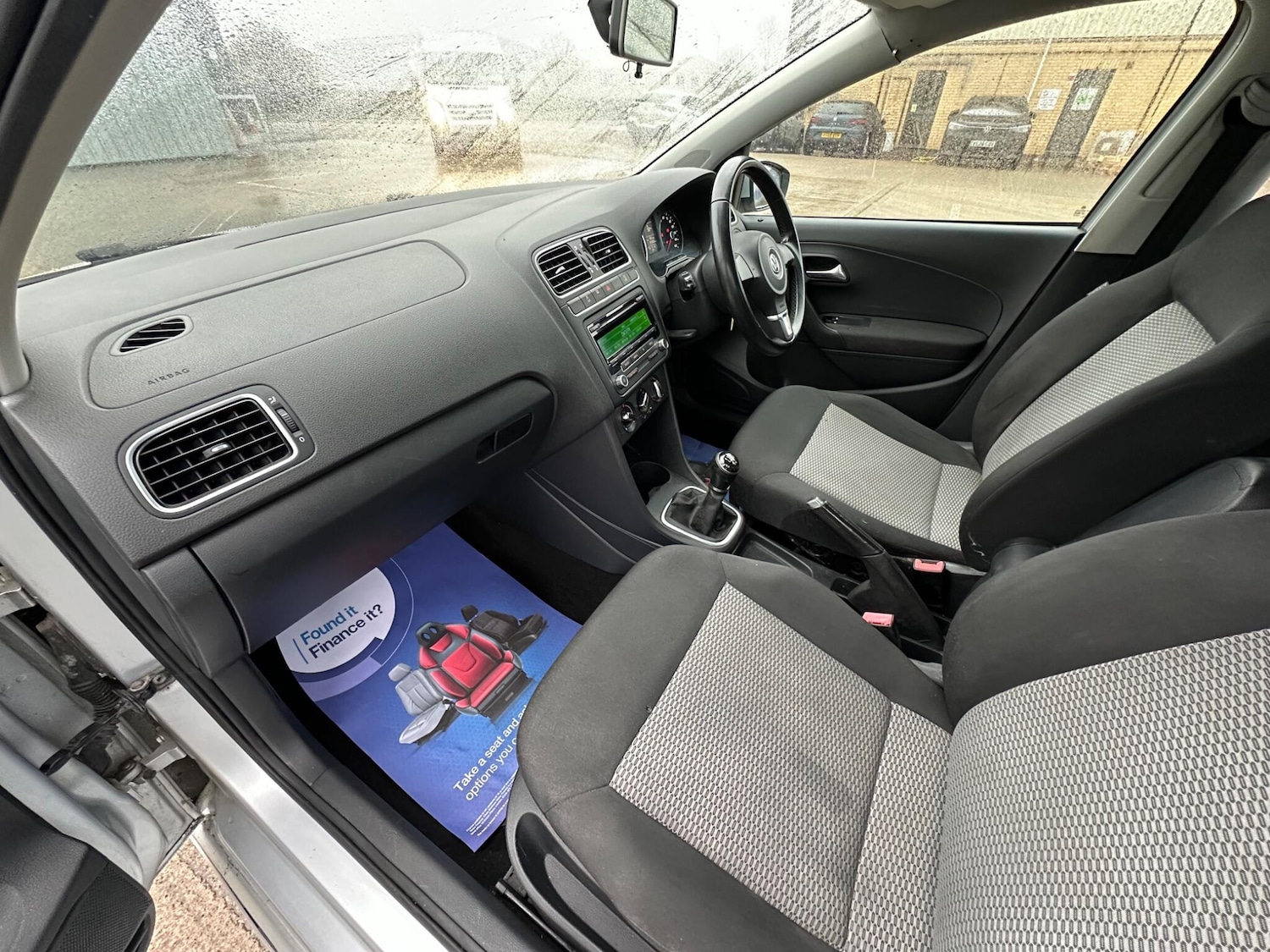 Used Volkswagen Polo 2013 for sale - 77612944: Photo 28