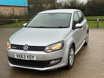 Used Volkswagen Polo 2013 for sale - 77612944: Photo