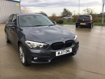 Used BMW 1 Series 2017 for sale - 77613802: Photo