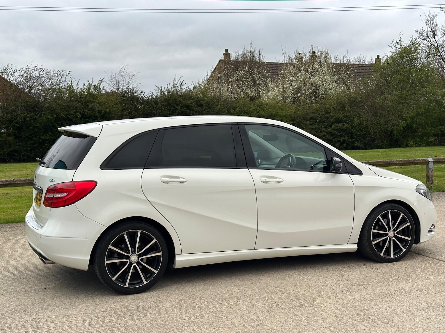 Used Mercedes-Benz B Class 2013 for sale - 78007429: Photo 21