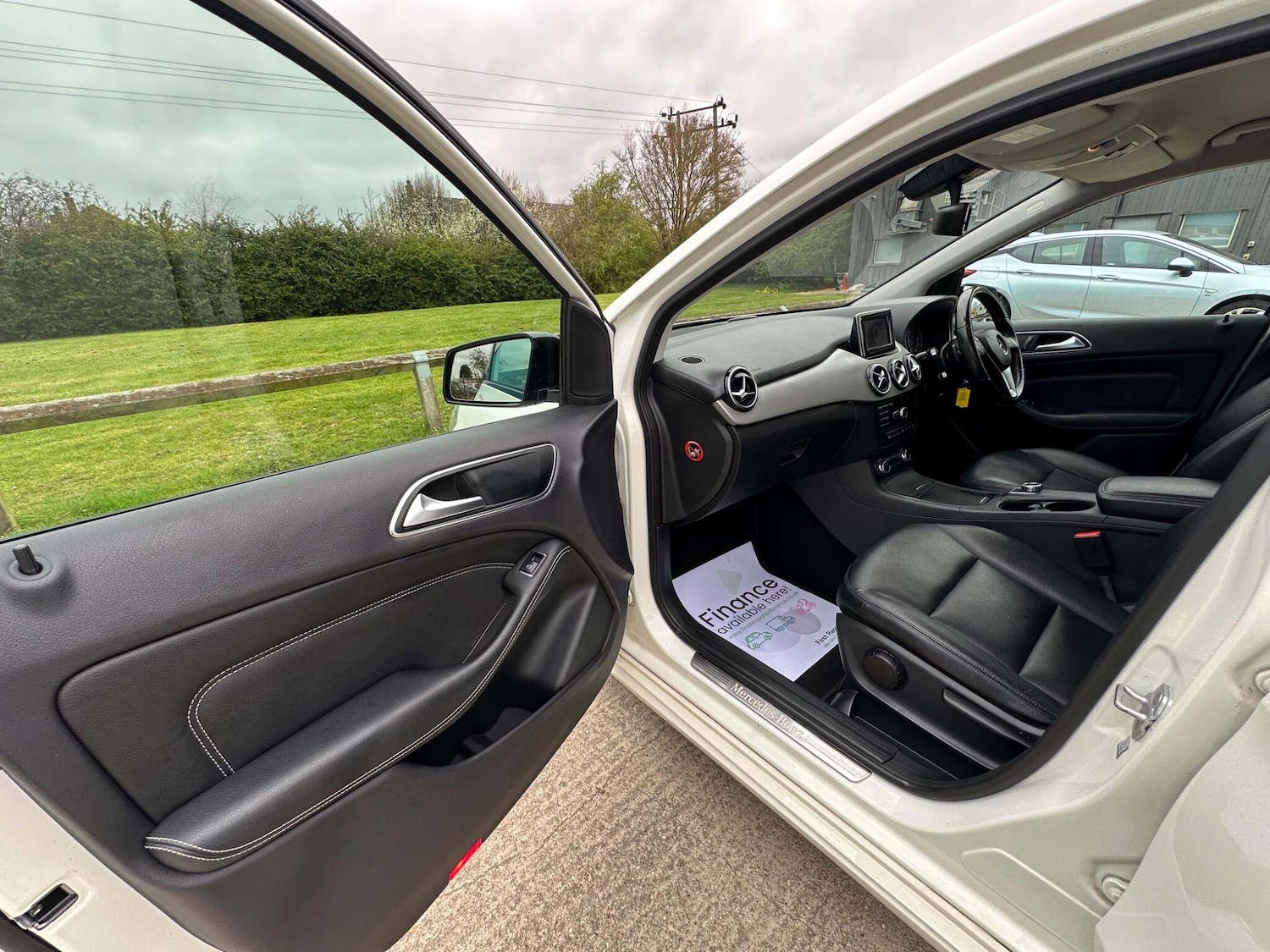 Used Mercedes-Benz B Class 2013 for sale - 78007429: Photo 43