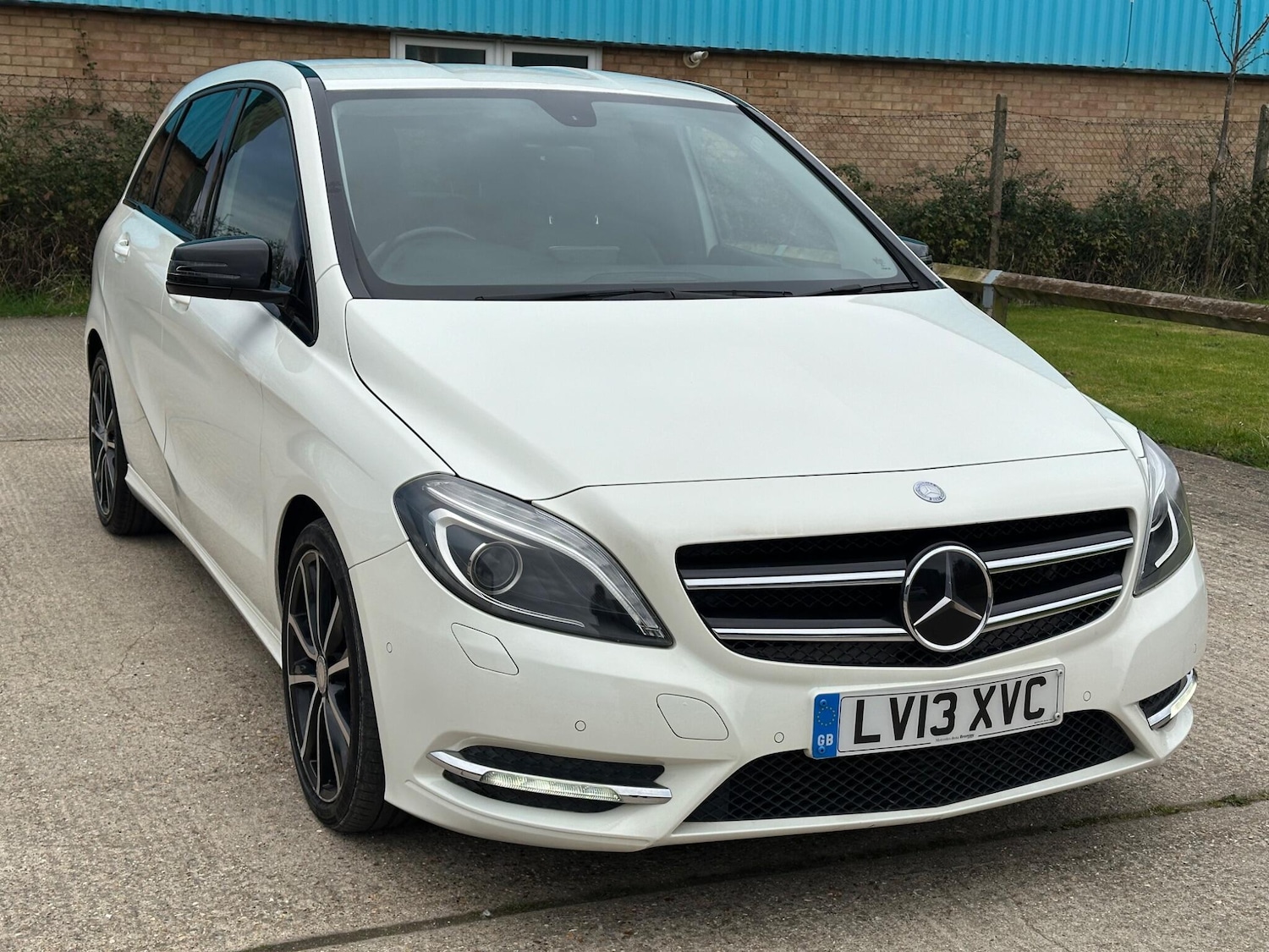 Used Mercedes-Benz B Class 2013 for sale - 78007429: Photo 5