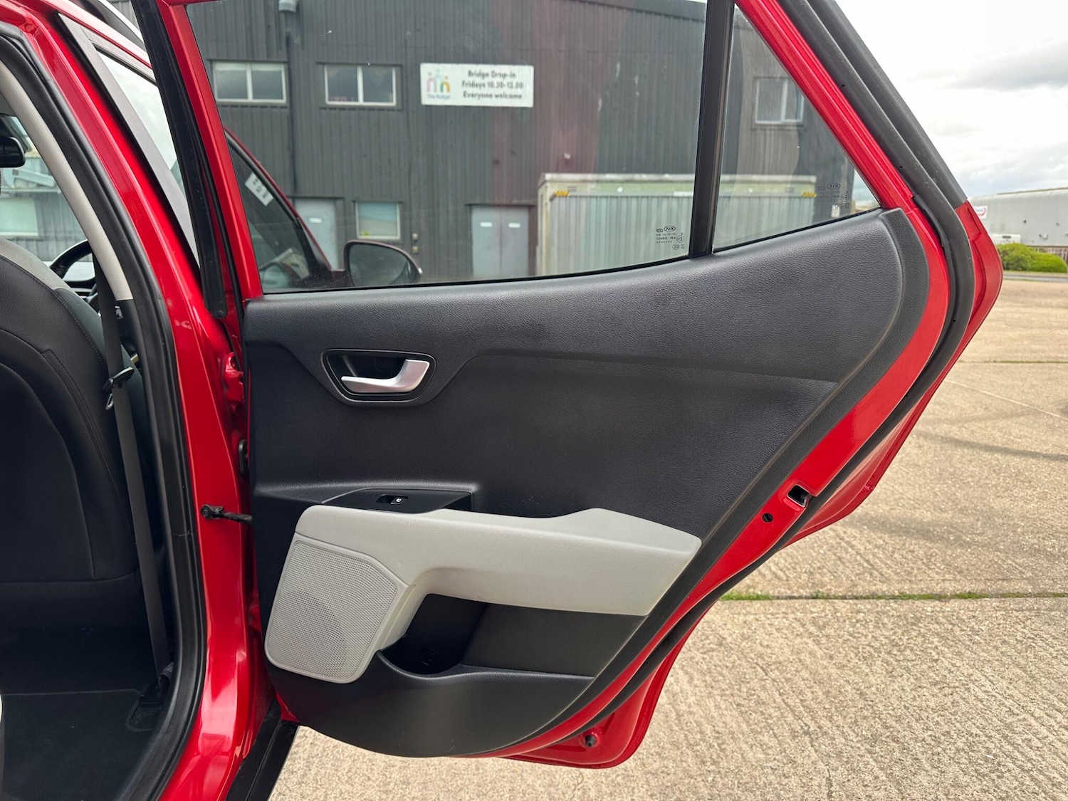 Used Kia Stonic for sale - 78127677: Photo 39