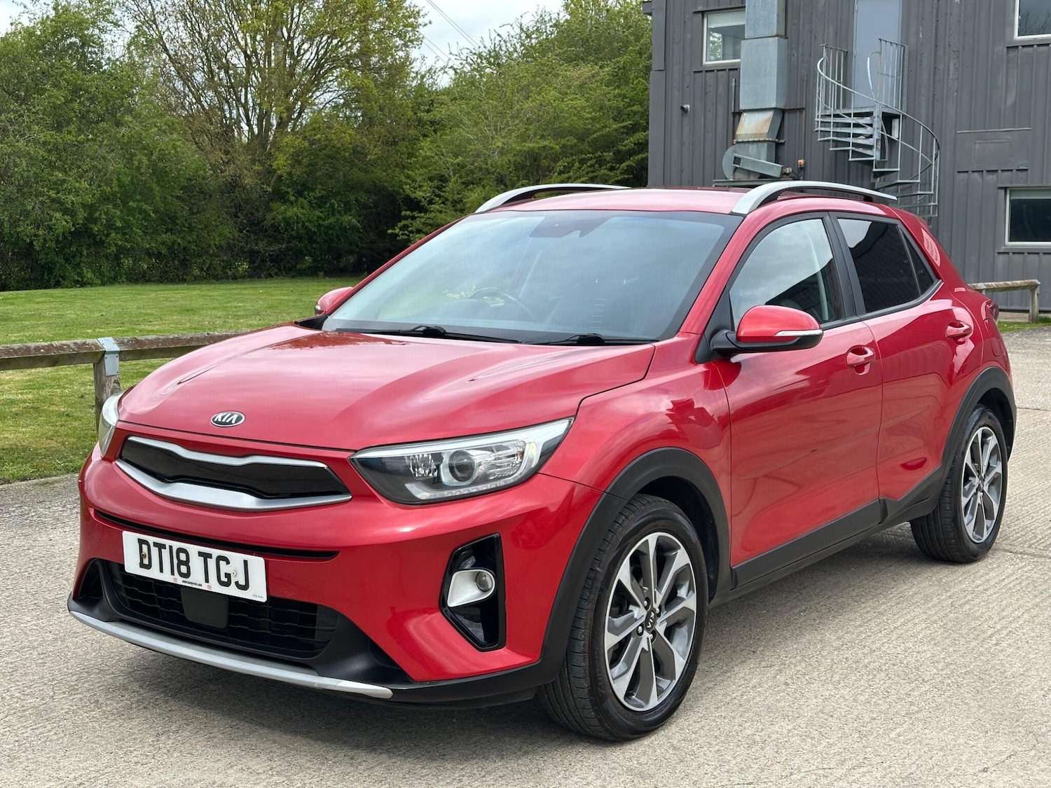 Used Kia Stonic for sale - 78127677: Photo 9