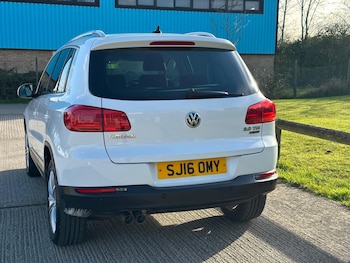 Used Volkswagen Tiguan 2016 for sale - 78047283: Photo
