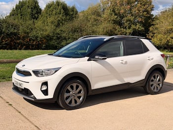 Used Kia Stonic 2018 for sale - 79874091: Photo