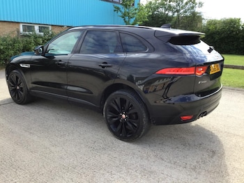 Used Jaguar F-Pace 2016 for sale - 79389629: Photo