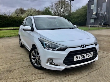 Used Hyundai i20 2016 for sale - 78048102: Photo