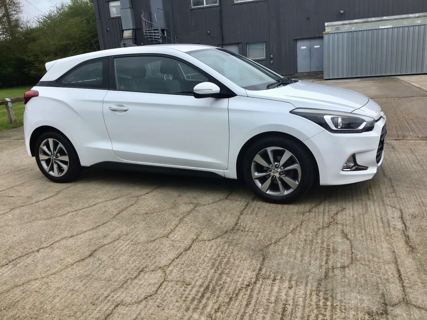 Used Hyundai i20 2016 for sale - 78048102: Photo 23