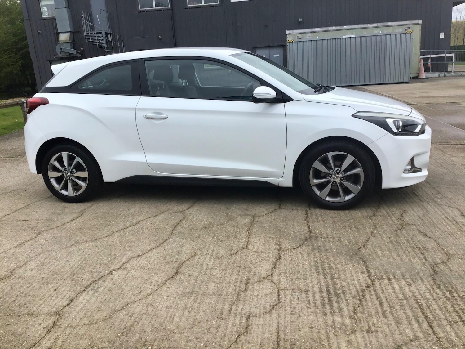 Used Hyundai i20 2016 for sale - 78048102: Photo 24