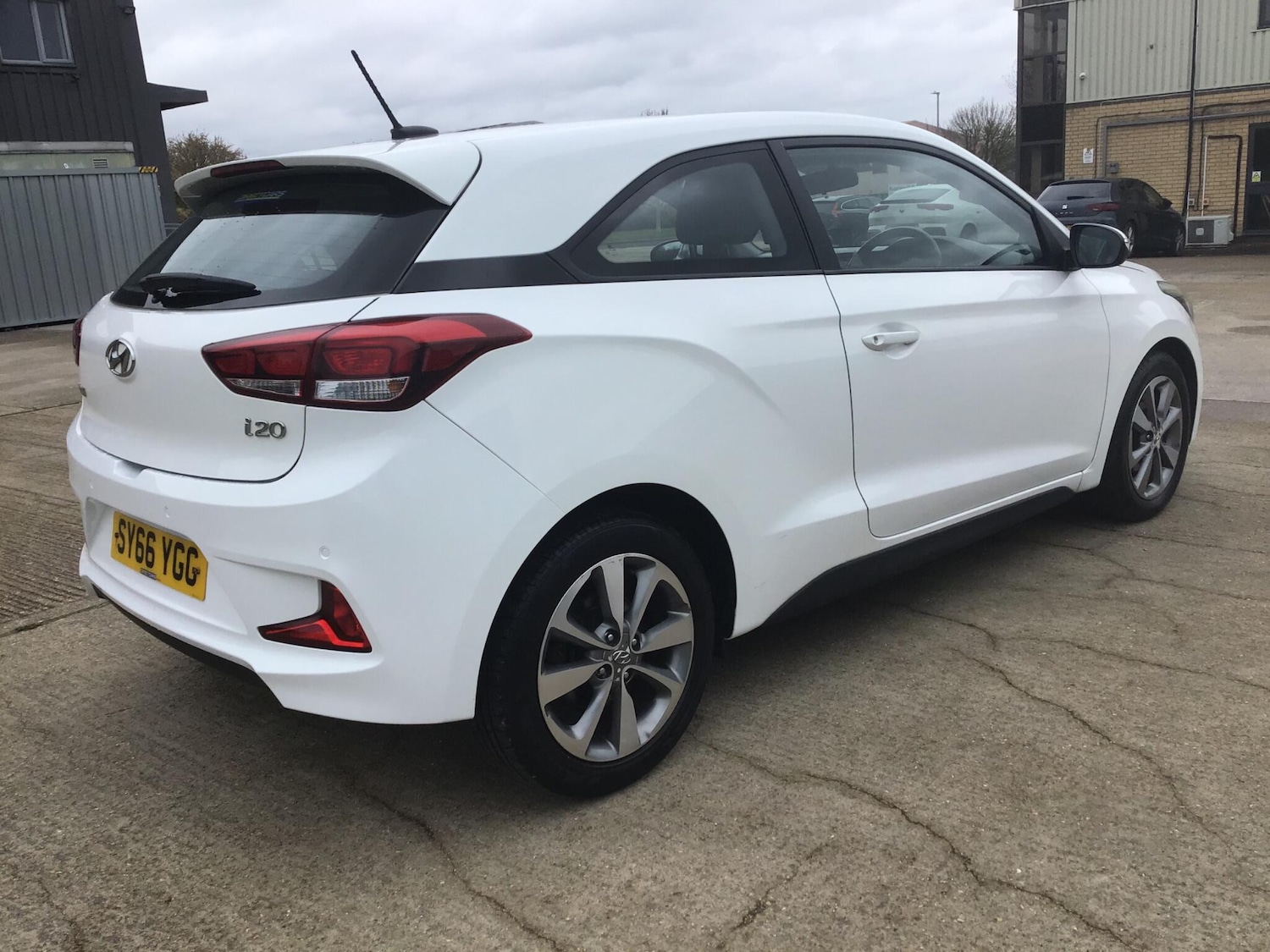 Used Hyundai i20 2016 for sale - 78048102: Photo 26