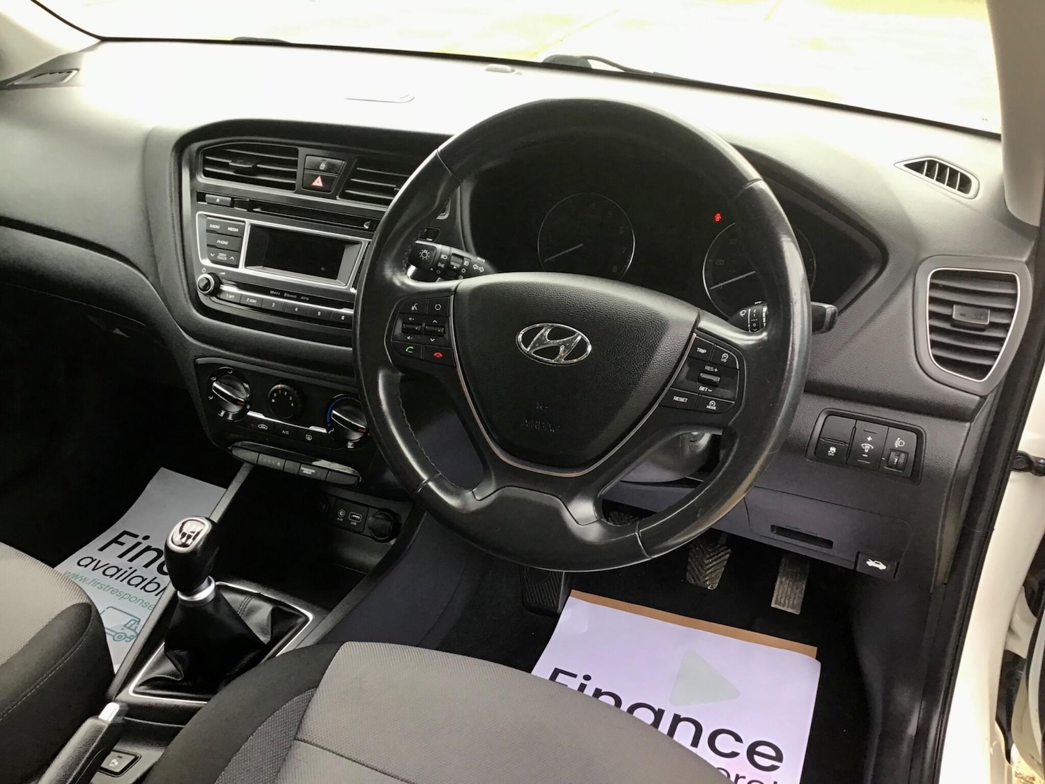 Used Hyundai i20 2016 for sale - 78048102: Photo 28