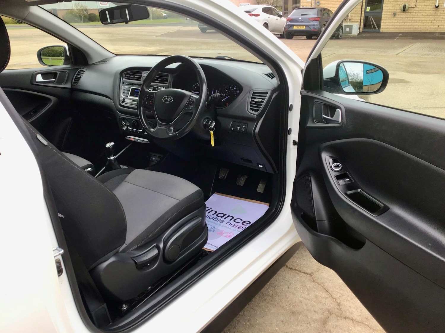 Used Hyundai i20 2016 for sale - 78048102: Photo 35