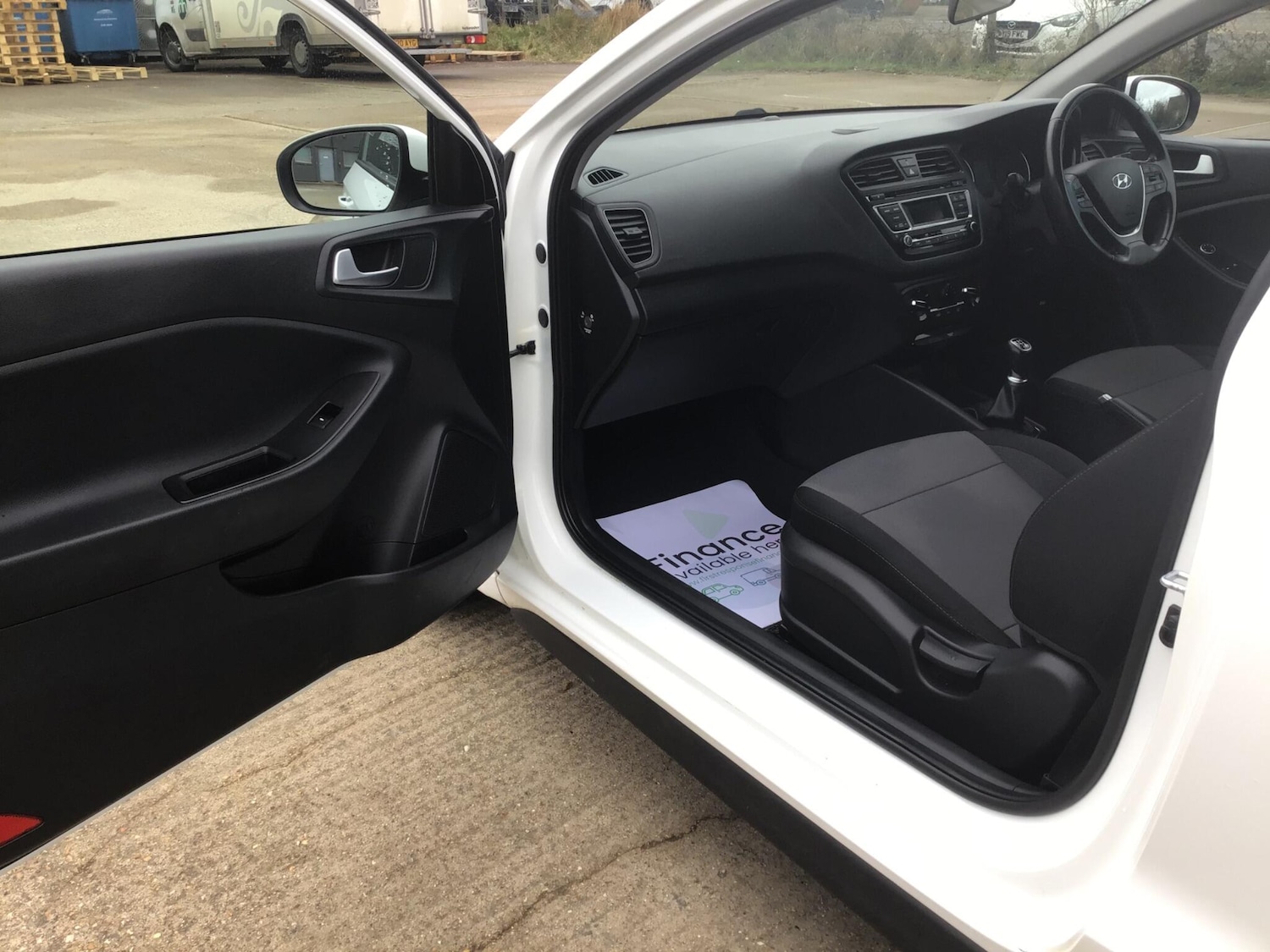 Used Hyundai i20 2016 for sale - 78048102: Photo 38