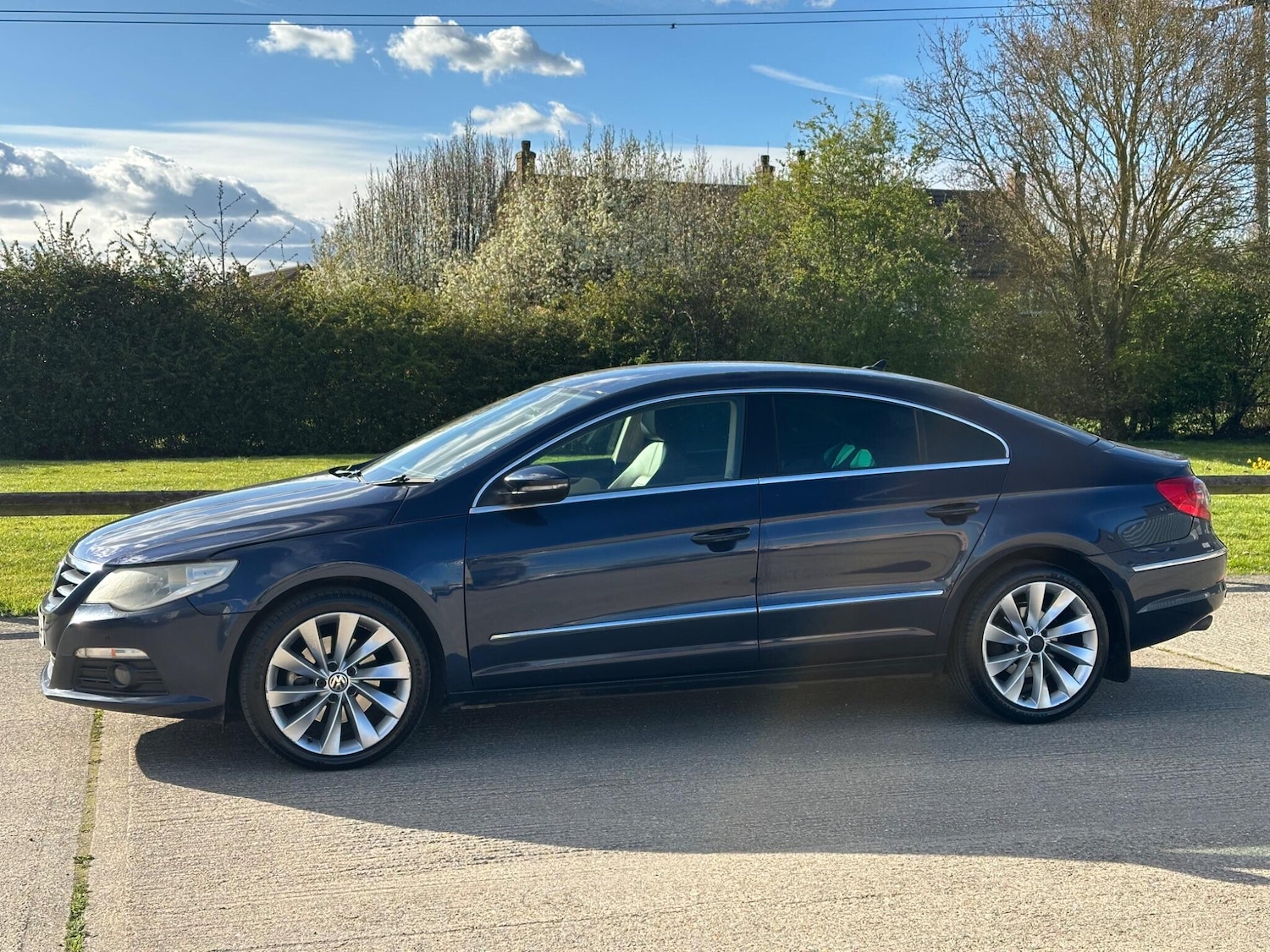 Used Volkswagen Passat 2011 for sale - 78034311: Photo 12