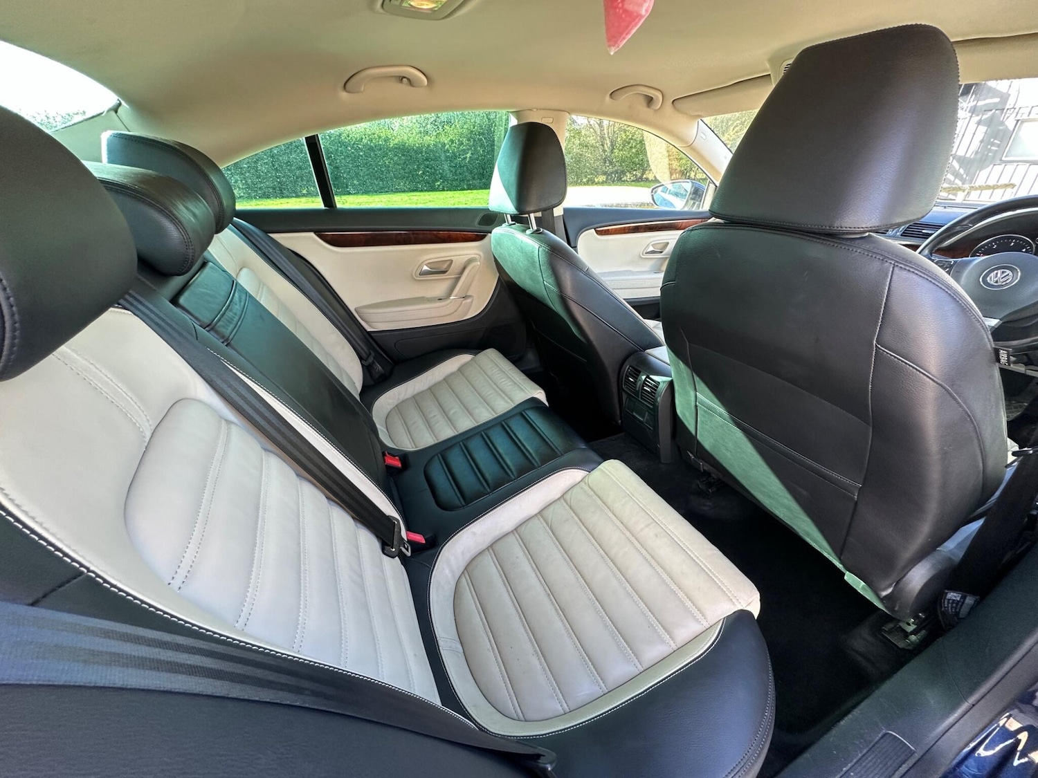 Used Volkswagen Passat 2011 for sale - 78034311: Photo 34