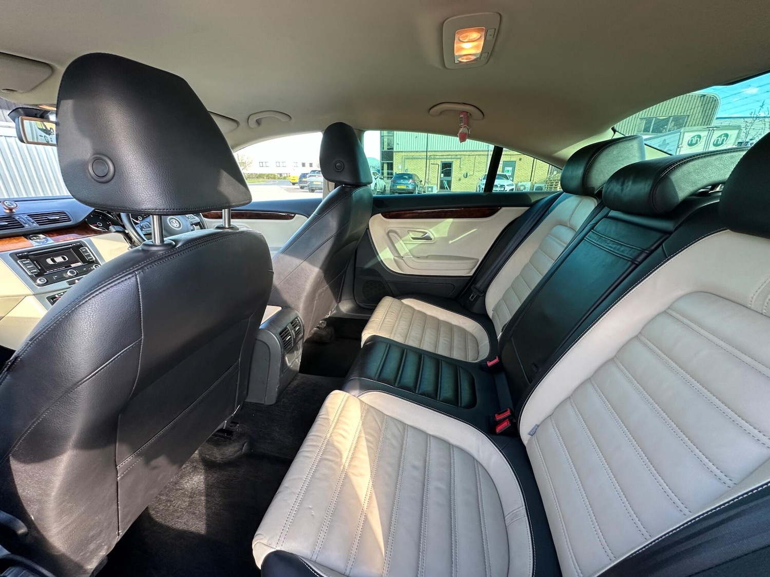 Used Volkswagen Passat 2011 for sale - 78034311: Photo 38