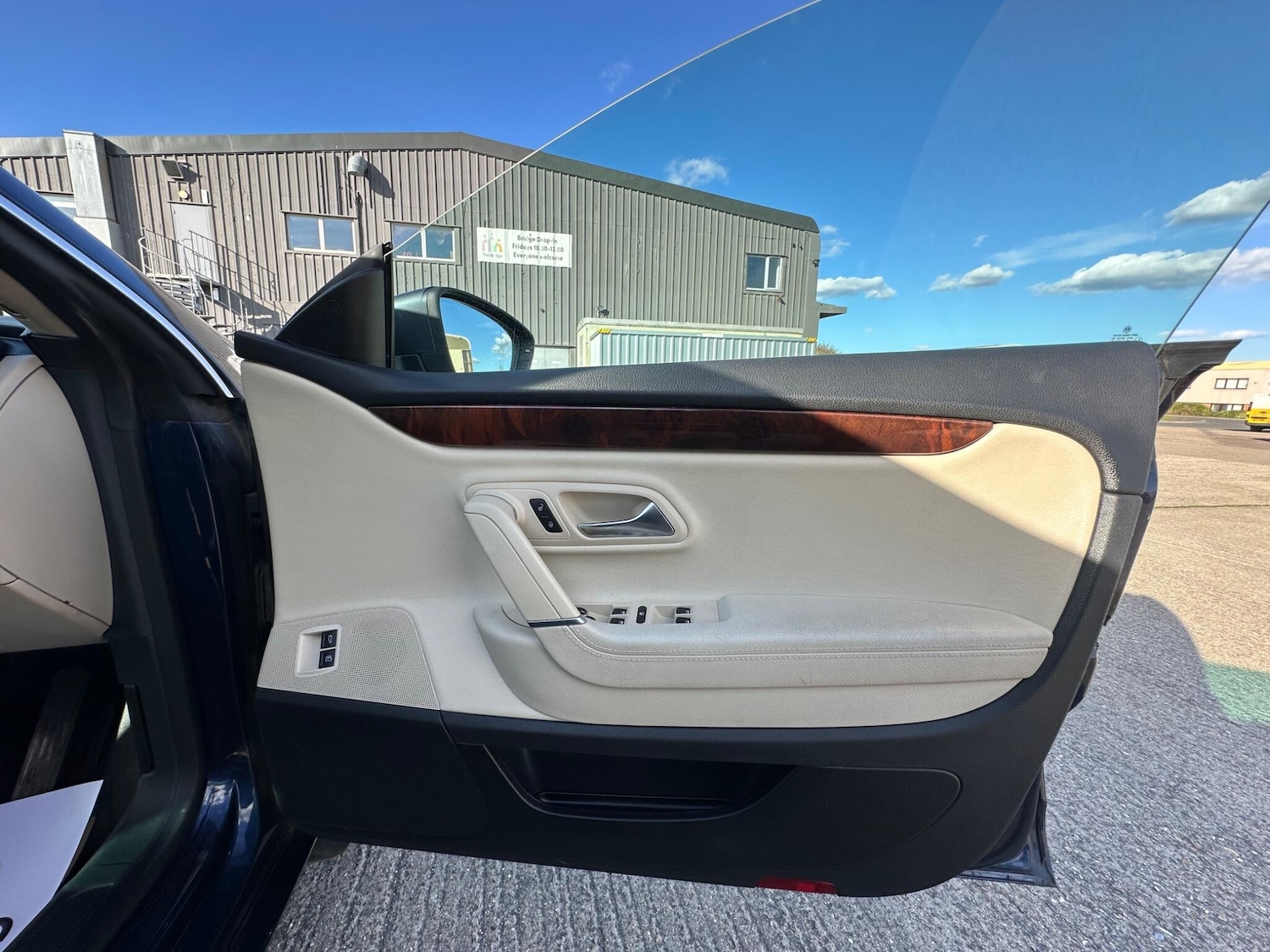 Used Volkswagen Passat 2011 for sale - 78034311: Photo 41