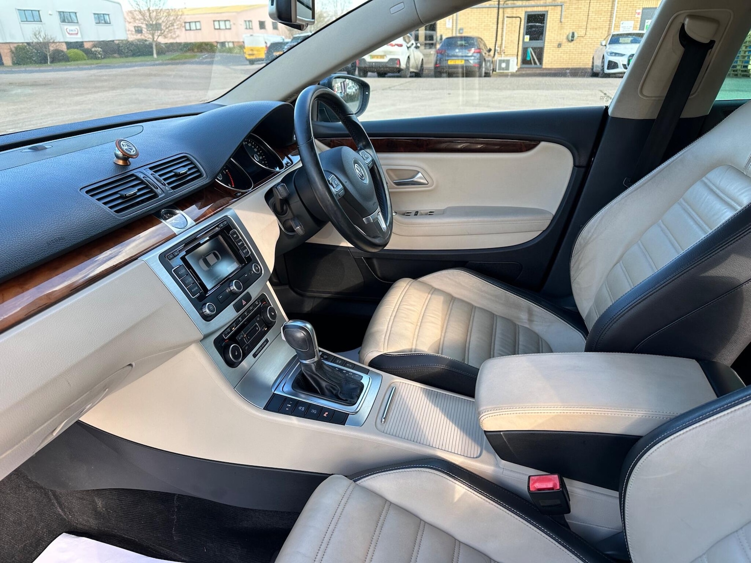 Used Volkswagen Passat 2011 for sale - 78034311: Photo 47