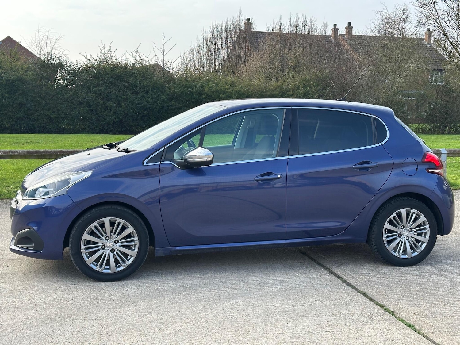 Used Peugeot 208 for sale - 77809081: Photo 10