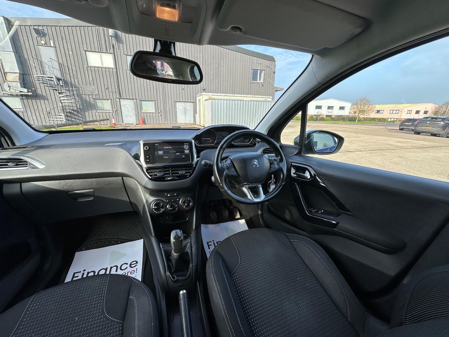 Used Peugeot 208 for sale - 77809081: Photo 24