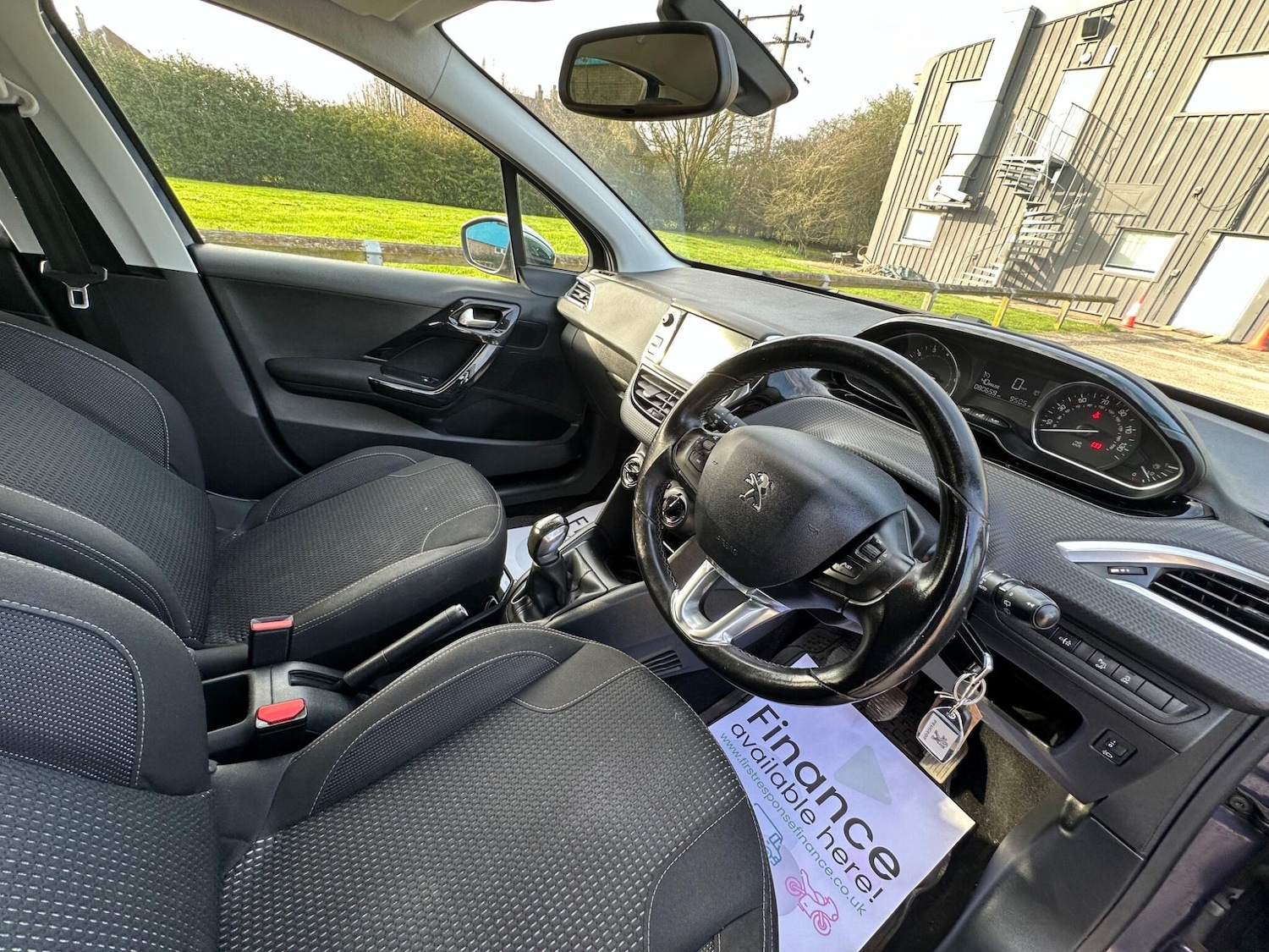 Used Peugeot 208 for sale - 77809081: Photo 30