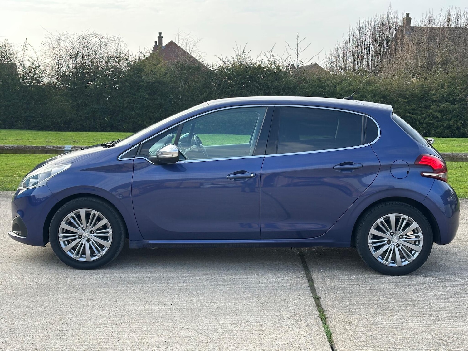 Used Peugeot 208 for sale - 77809081: Photo 9
