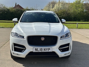 Used Jaguar F-Pace 2018 for sale - 78058722: Photo