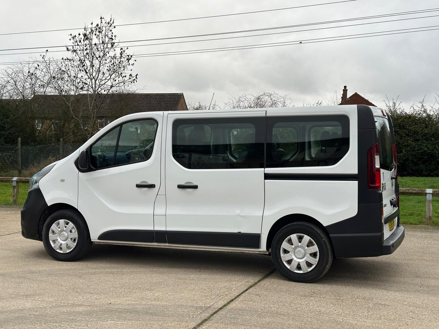 Used Vauxhall Vivaro 2015 for sale - 77613807: Photo 10