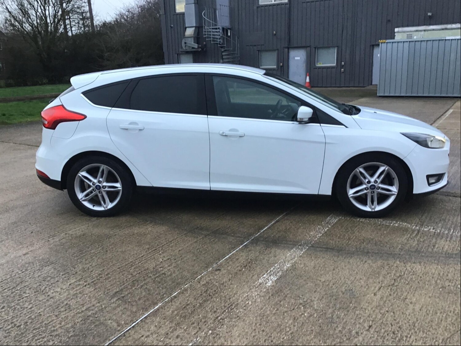 Used Ford Focus 2015 for sale - 77613809: Photo 27