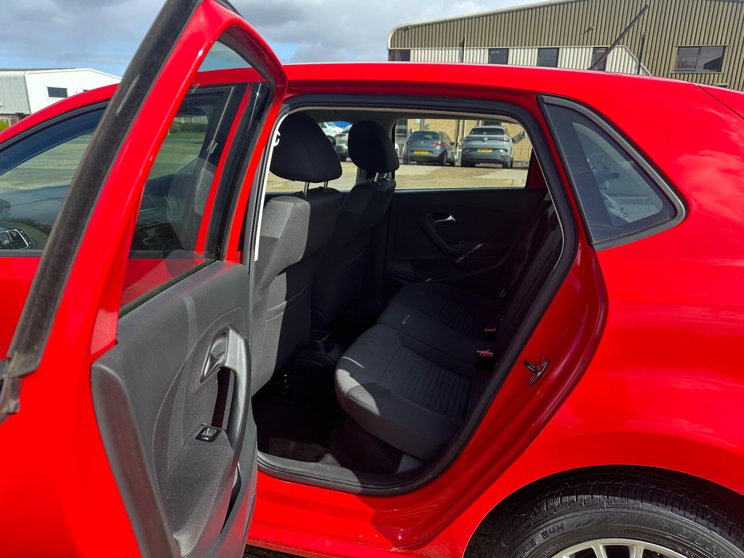 Used Volkswagen Polo for sale - 78086671: Photo 33