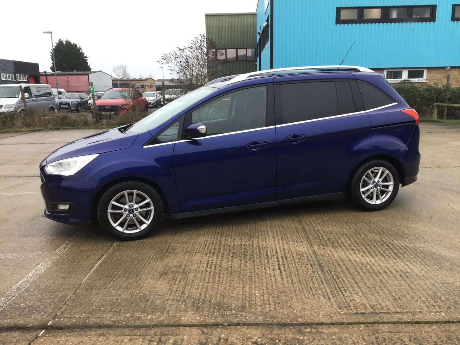 Used Ford Grand C-Max 2016 for sale - 77613800: Photo 12