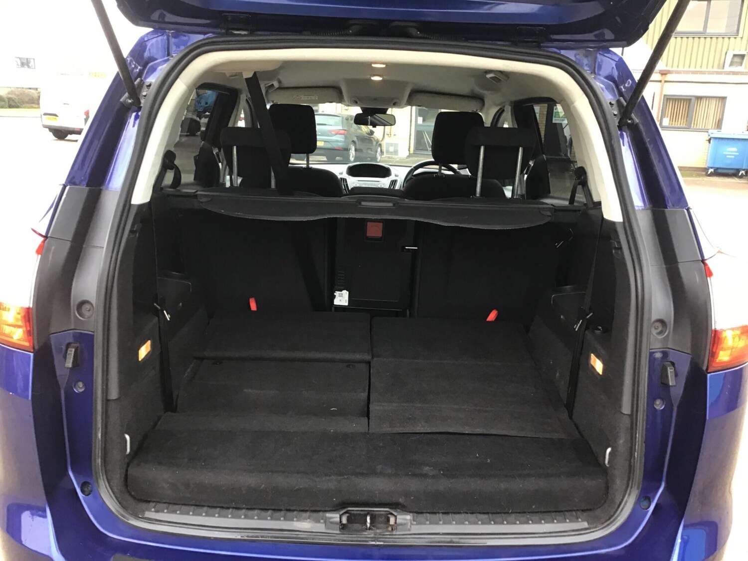 Used Ford Grand C-Max 2016 for sale - 77613800: Photo 41