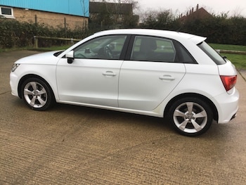 Used Audi A1 2015 for sale - 77613791: Photo