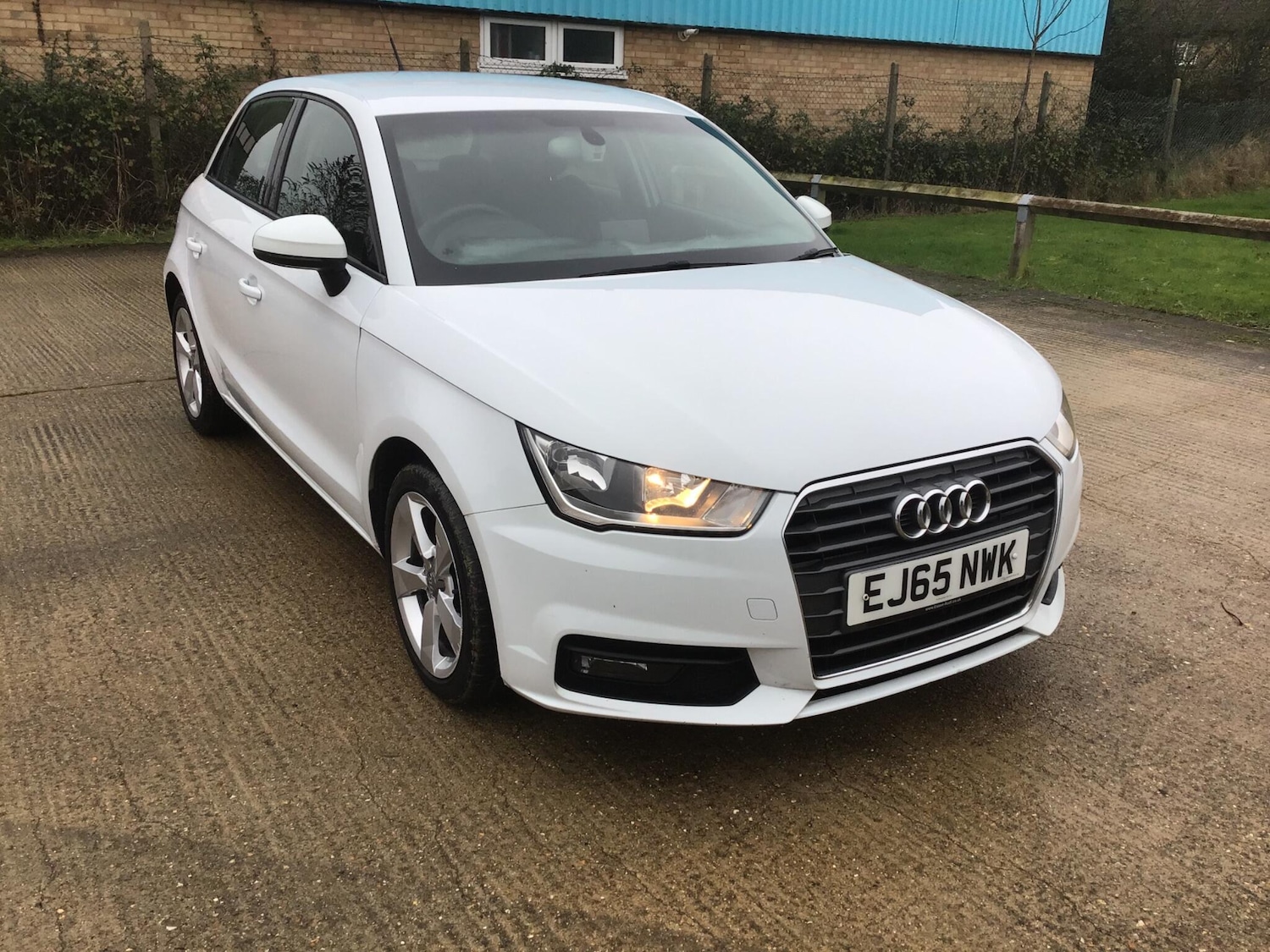 Used Audi A1 2015 for sale - 77613791: Photo 5