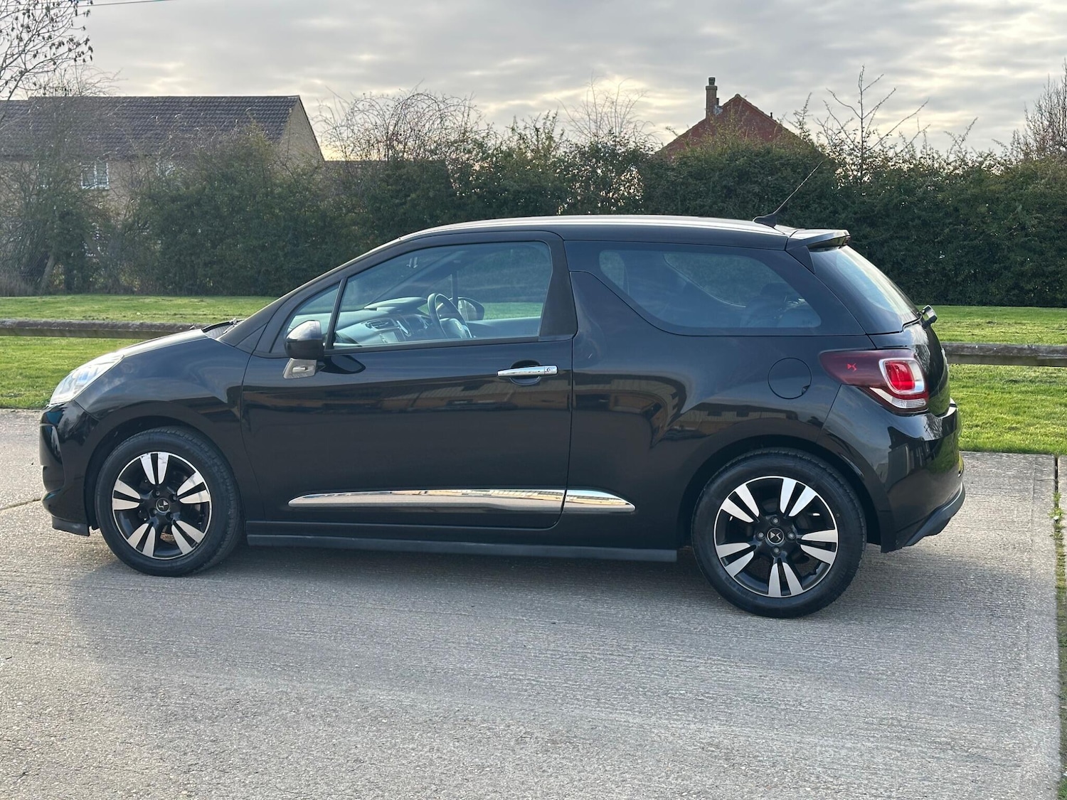 Used DS Automobiles DS 3 for sale - 77738575: Photo 10